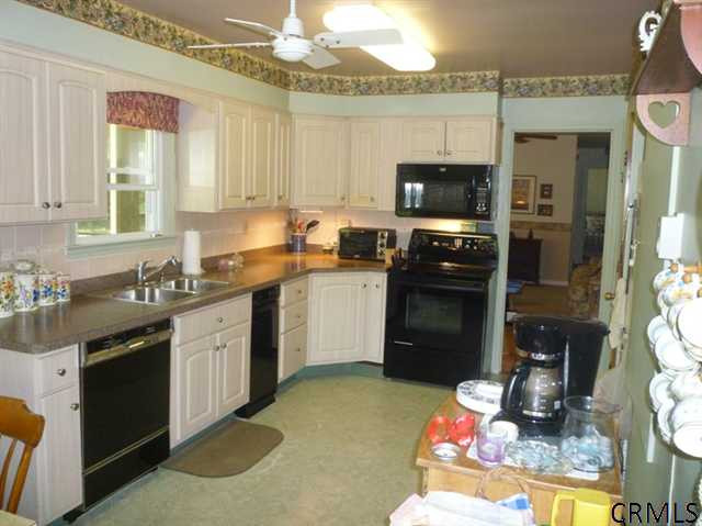 7 Riding Club Road Troy, NY 12180 - Photo 10 of 13 Photo 10