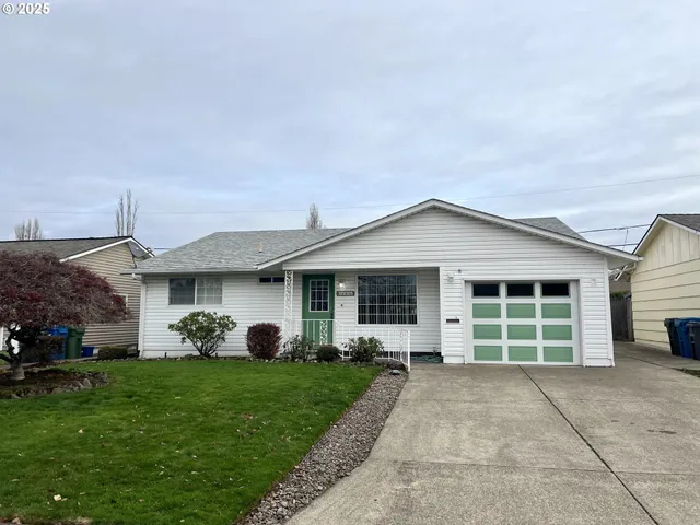 $345,000 | 1032 Stanfield Road, Woodburn, OR 97071