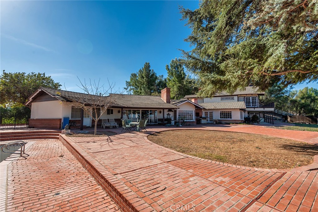 6006 Clear Valley Road Hidden Hills, CA 91302 - Photo 7 of 10