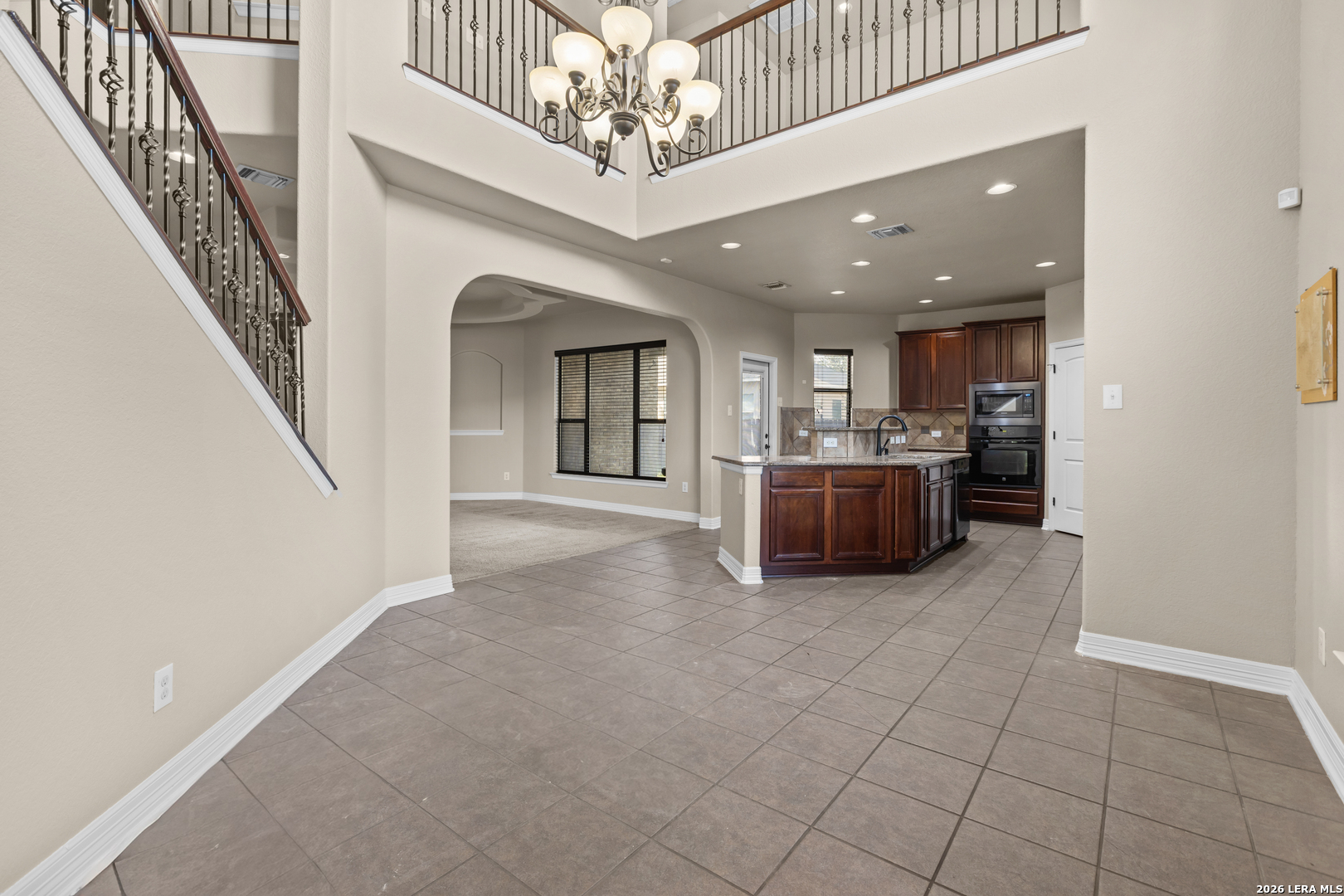 9814 Rostock Lane Helotes, TX 78023 - Photo 5 of 34 Gallery Image 5
