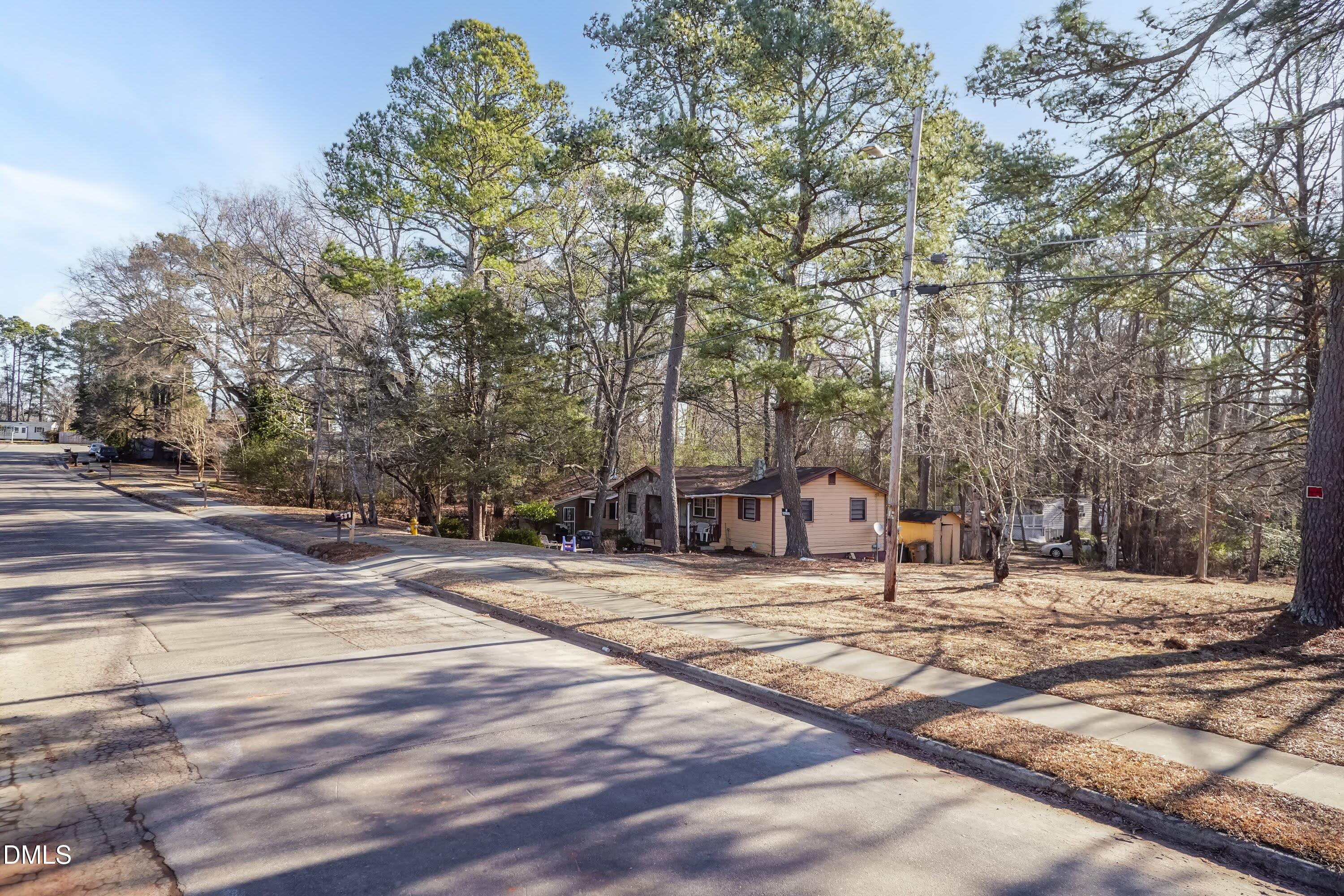 685 North Allen Road Wake Forest, NC 27587 - Photo 5 of 12 Street 01