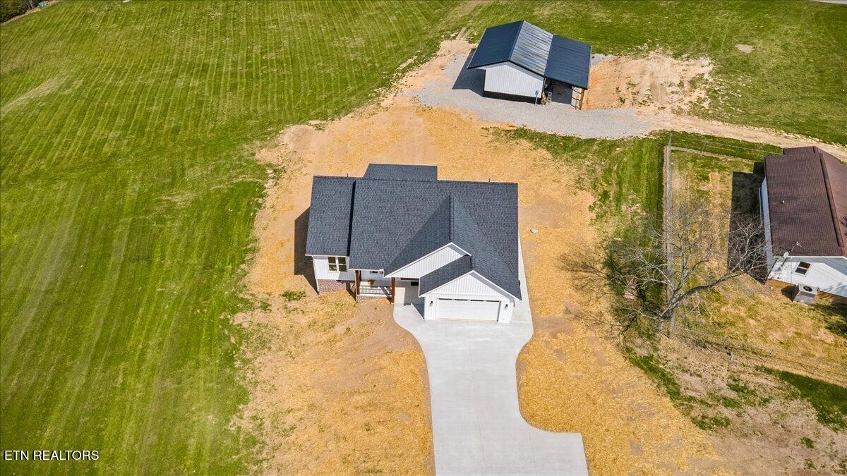 2271 Long Hollow Road La Follette, TN 37766 - Photo 4 of 48 04-2137 Long Hollow Rd
