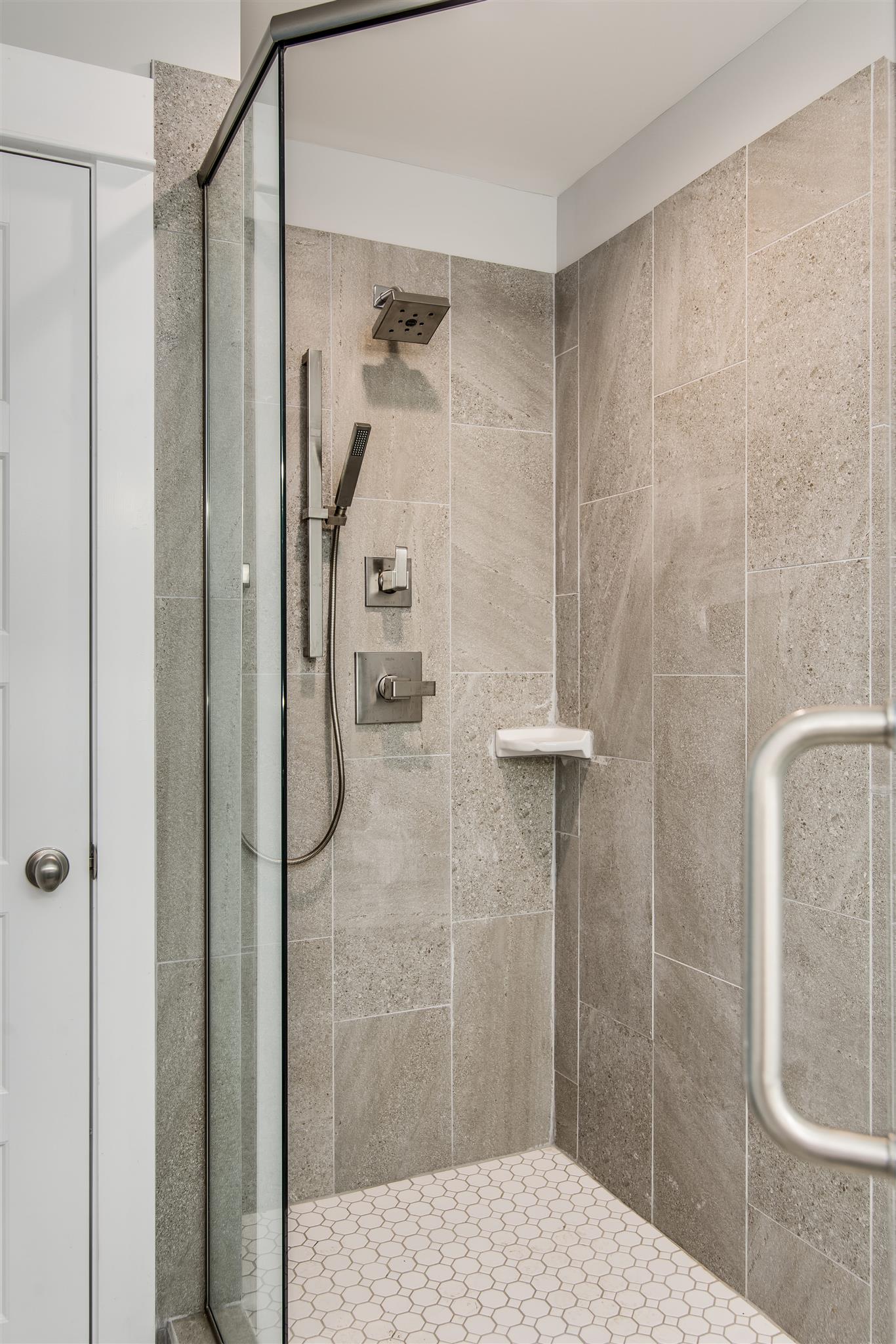 603 B Ries Avenue Nashville, TN 37209 - Photo 15 of 25 a bathroom with a shower
