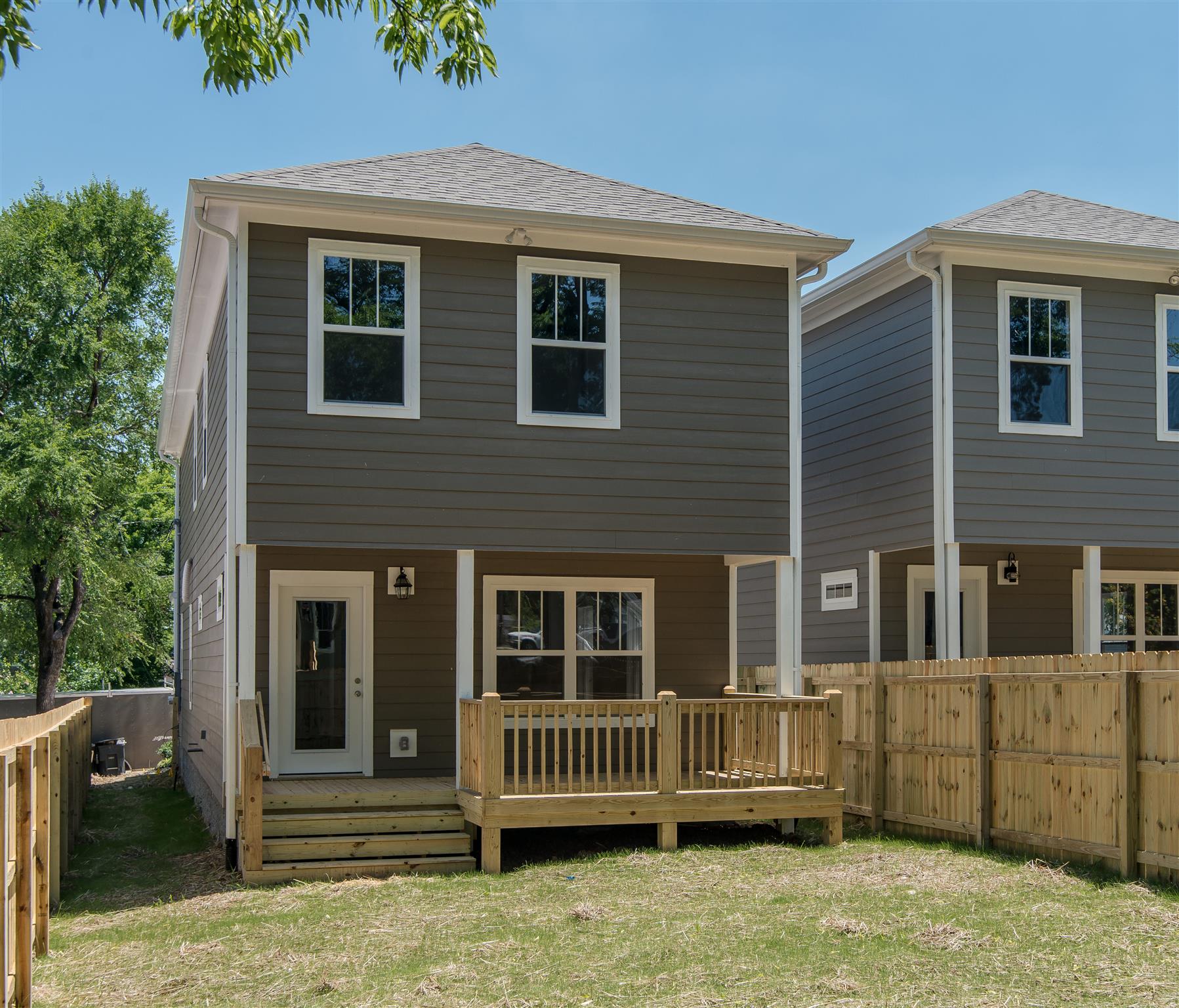 603 B Ries Avenue Nashville, TN 37209 - Photo 25 of 25 a front view of a house with a yard