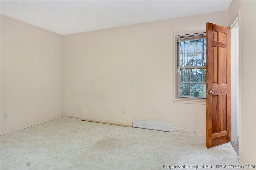 352 Snake Road Lumberton, NC 28358 - Photo 18 of 26 Gallery Image 18