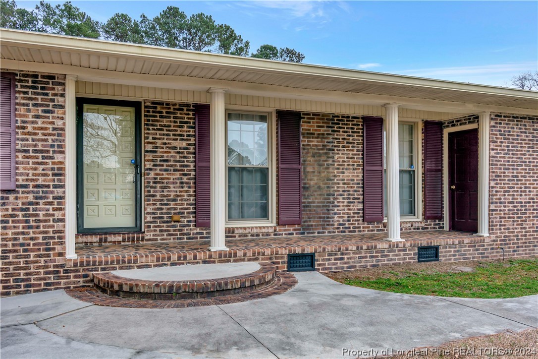 352 Snake Road Lumberton, NC 28358 - Photo 4 of 26 Gallery Image 4