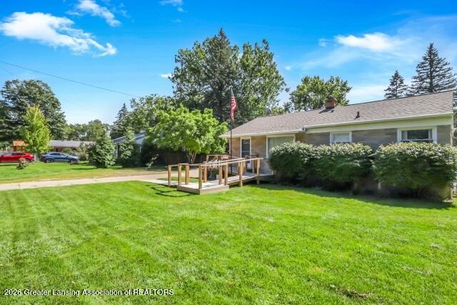 1415 Wilshire Road Haslett, MI 48840 - Photo 3 of 32 front3