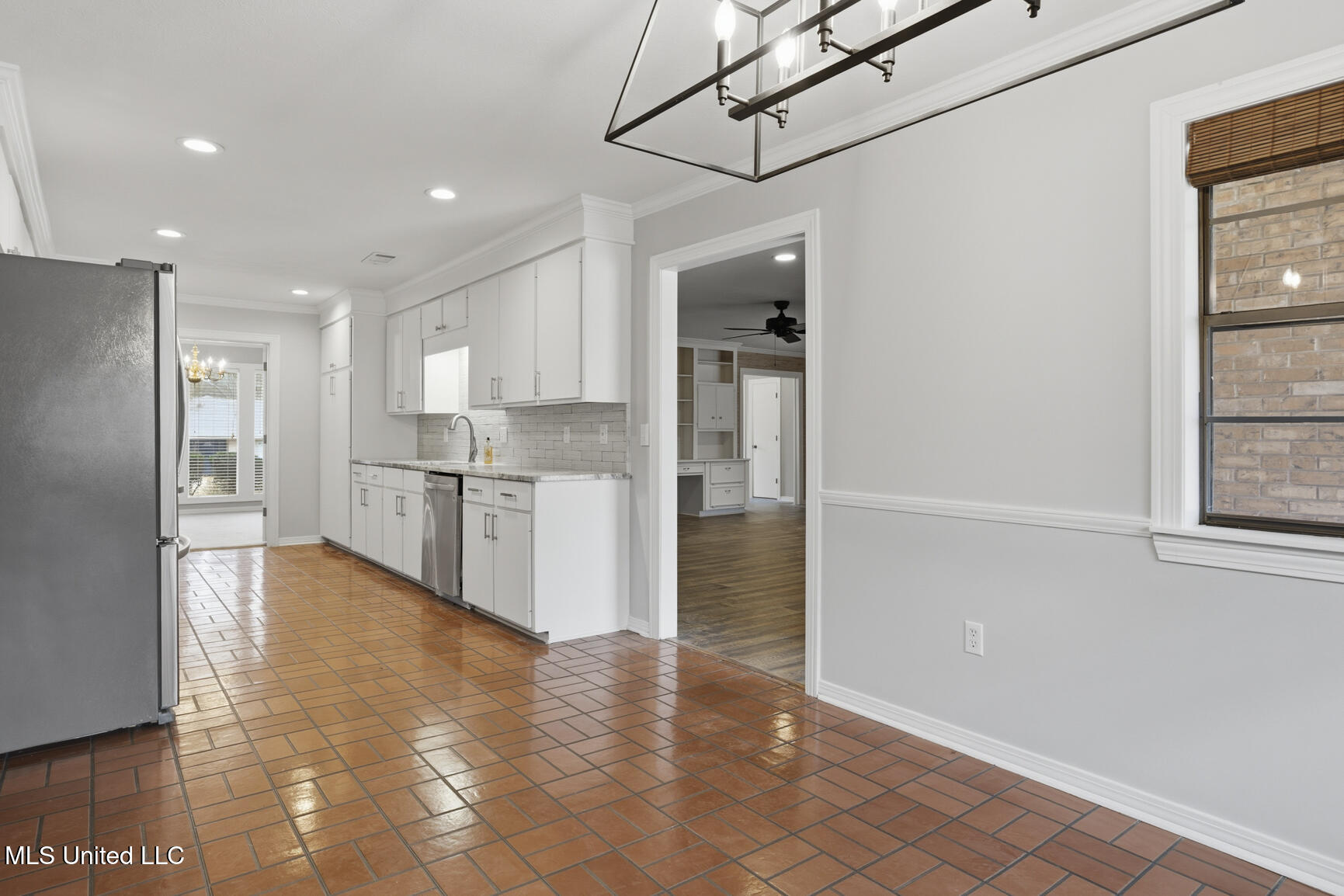 201 Greenfield Place Brandon, MS 39047 - Photo 6 of 39 201 Greenfield Pl-17