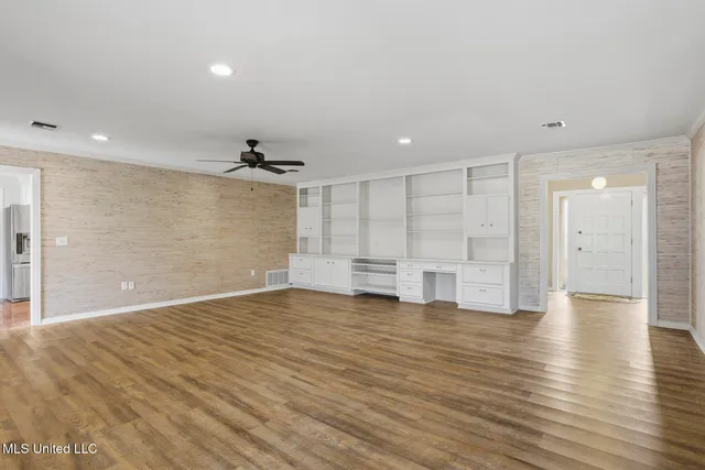 $339,900 | 201 Greenfield Place, Brandon, MS 39047