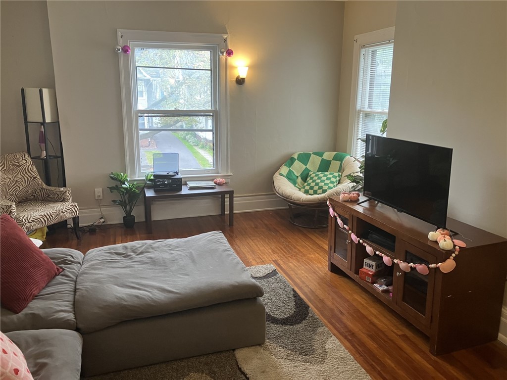 111 Argyle Street Rochester, NY 14607 - Photo 3 of 27 Gallery Image 3