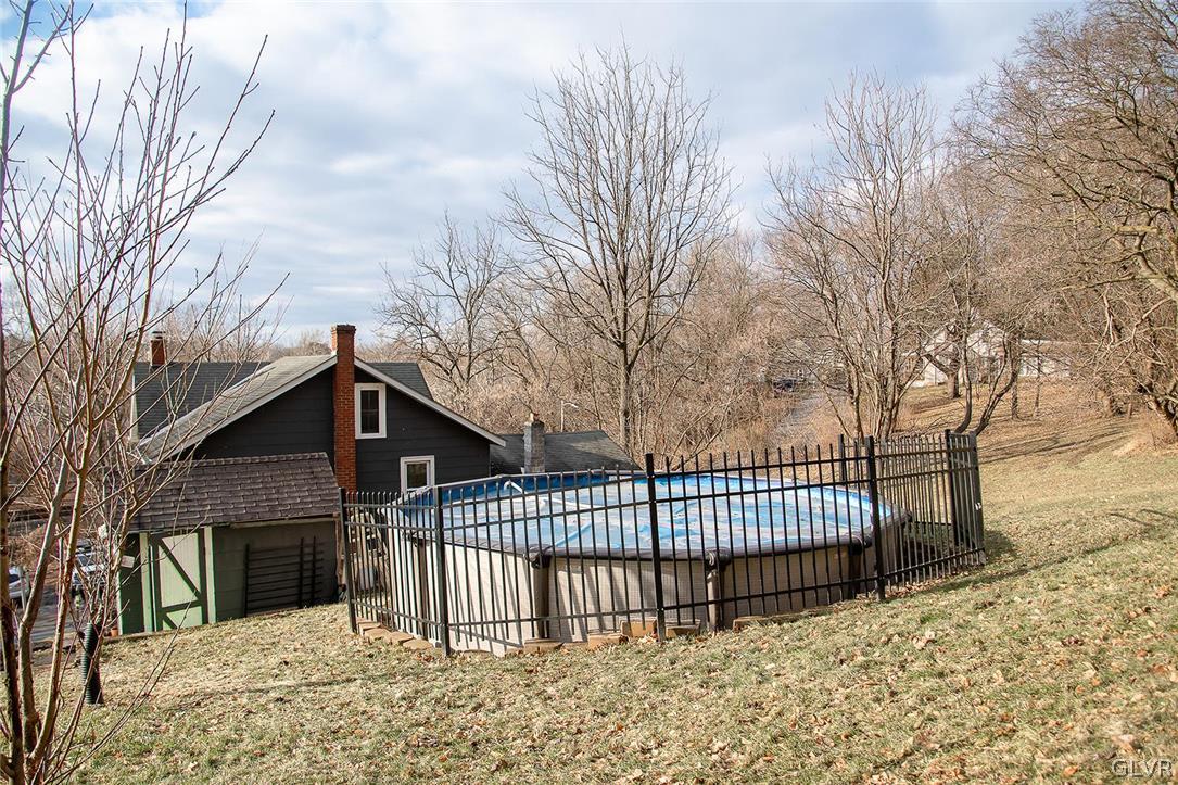 2016 Riverside Drive Bethlehem, PA 18015 - Photo 2 of 26 Gallery Image 2