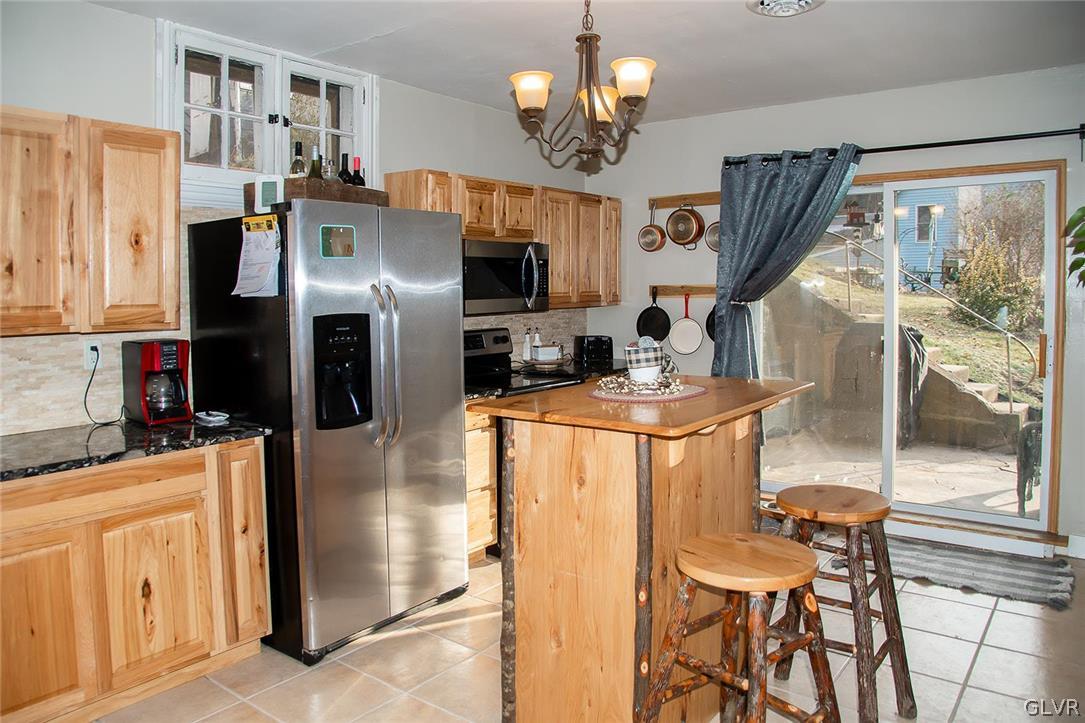 2016 Riverside Drive Bethlehem, PA 18015 - Photo 10 of 26 Gallery Image 10