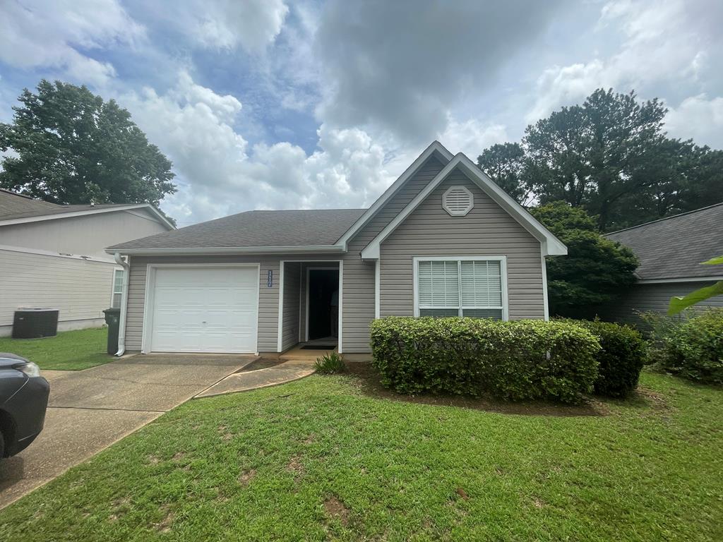 117 Woodleigh Road Dothan, AL 36305 - Photo 1 of 8
