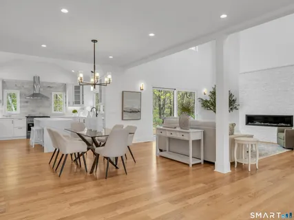 $1,599,000 | 539 A Boston Street, Guilford, CT 06437