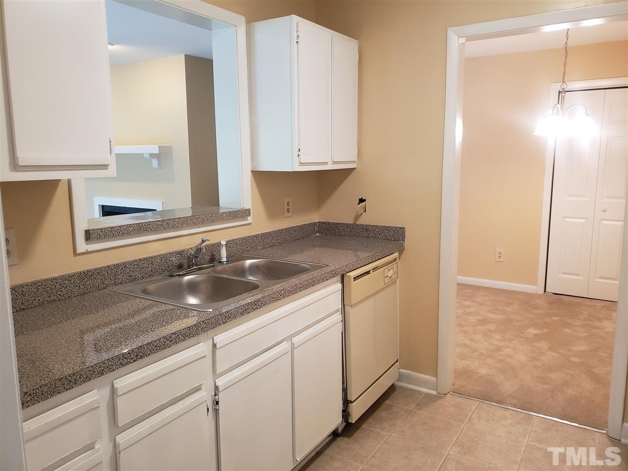 5820 Pointer Drive, Unit 101 Raleigh, NC 27609 - Photo 10 of 23