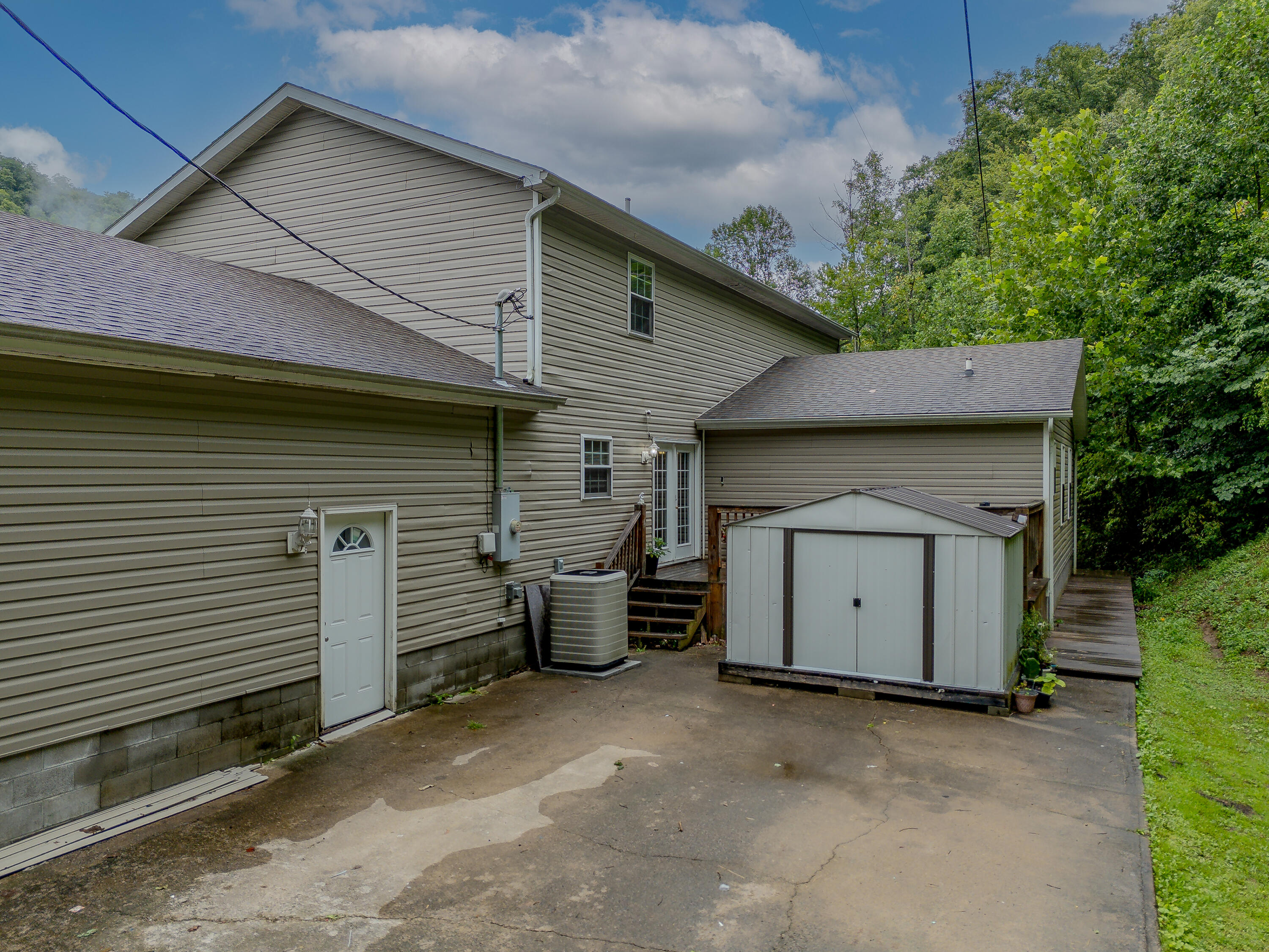 3780 Riverfront Road Lovely, KY 41231 - Photo 37 of 56 DJI_20260812103013_0003_D