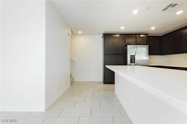 $2,000 | 6152 Rathbone Street, Las Vegas, NV 89166