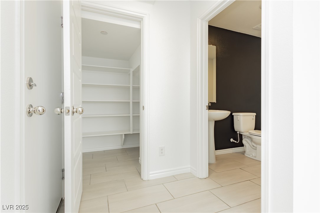 6152 Rathbone Street Las Vegas, NV 89166 - Photo 18 of 39