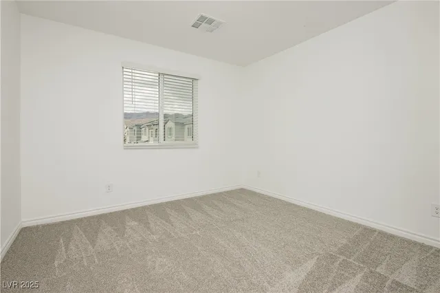 $2,000 | 6152 Rathbone Street, Las Vegas, NV 89166