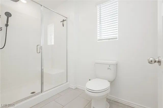 $2,000 | 6152 Rathbone Street, Las Vegas, NV 89166