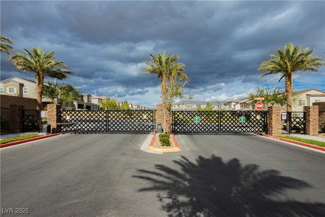 6152 Rathbone Street Las Vegas, NV 89166 - Photo 9 of 39