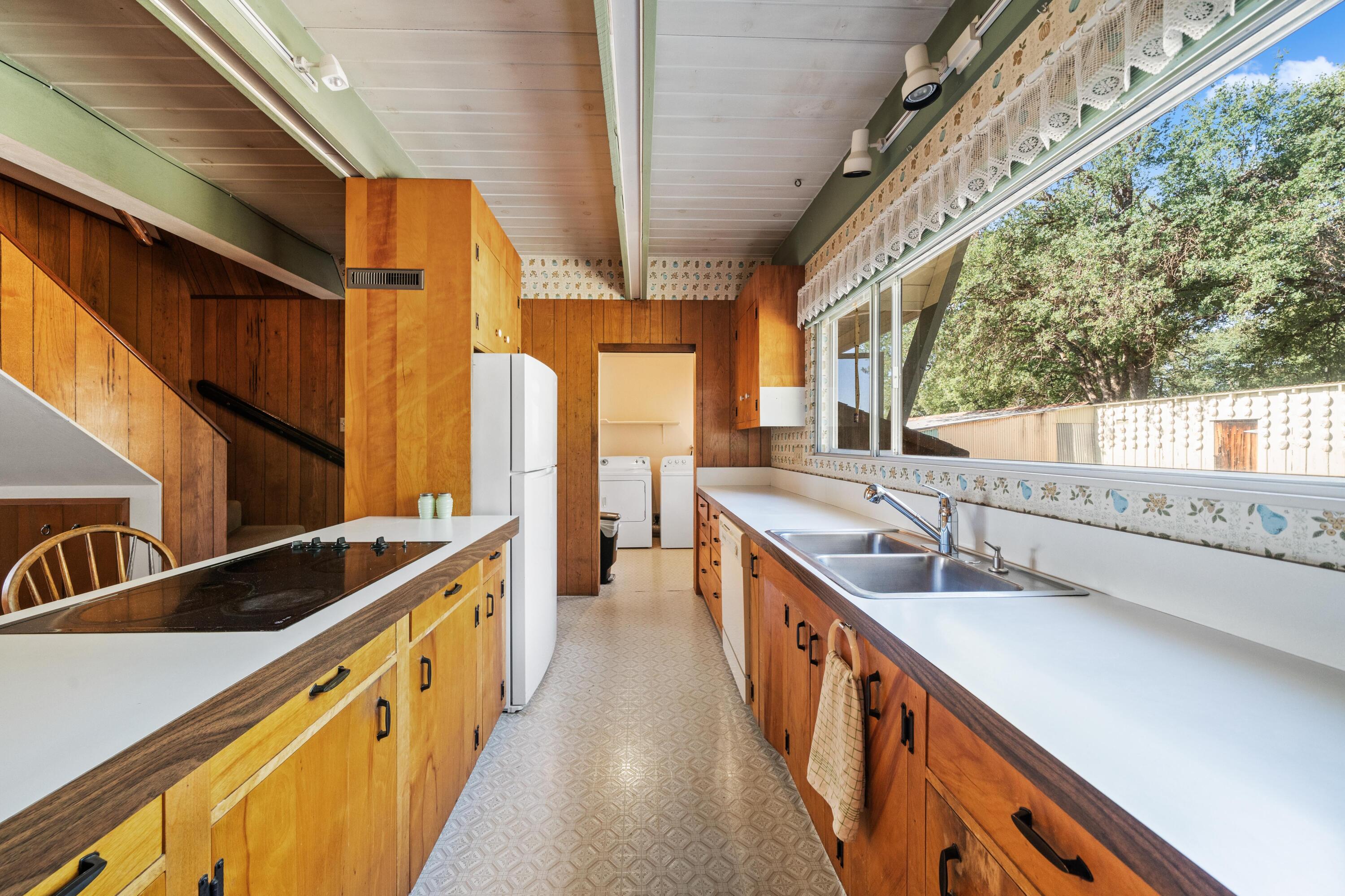 10268 Deschutes Road Palo Cedro, CA 96073 - Photo 11 of 34 IMG-14