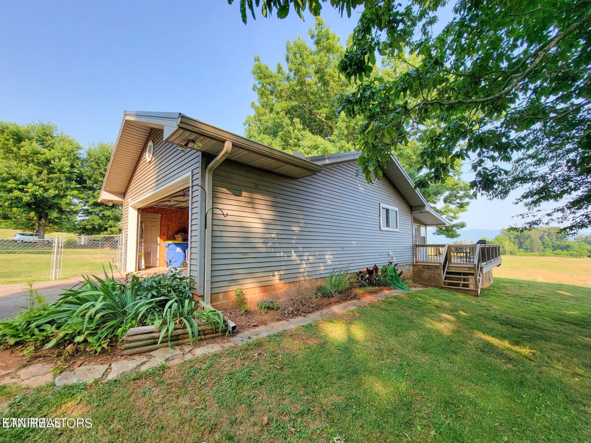 6020 Hutton Ridge Road Maryville, TN 37801 - Photo 10 of 59 Gallery Image 10