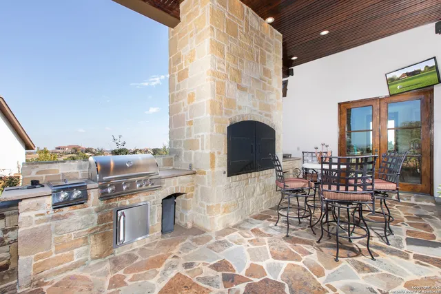 a building outdoor space with patio furniture