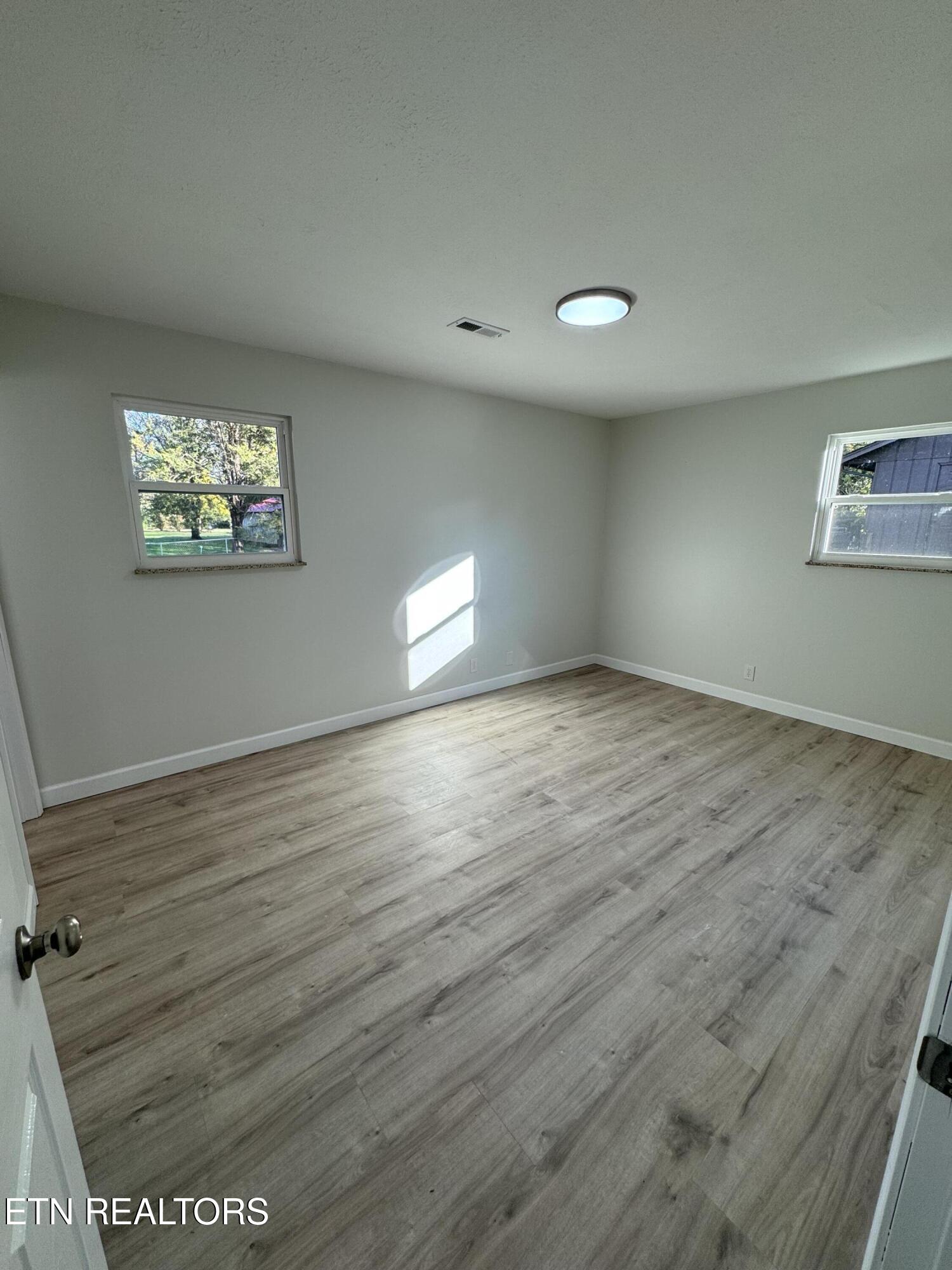 1140 Roswell Road Knoxville, TN 37923 - Photo 12 of 15 IMG_0592