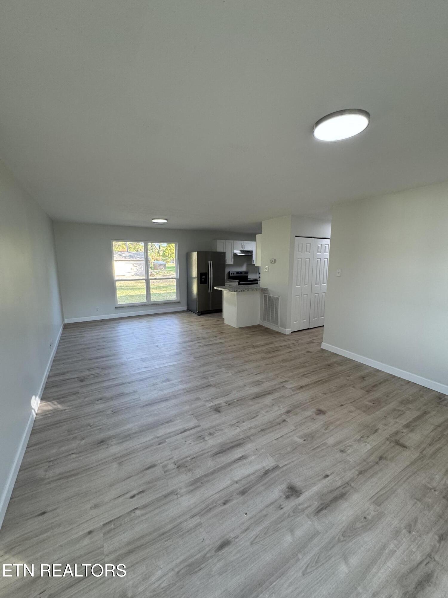 1140 Roswell Road Knoxville, TN 37923 - Photo 2 of 15 IMG_0567