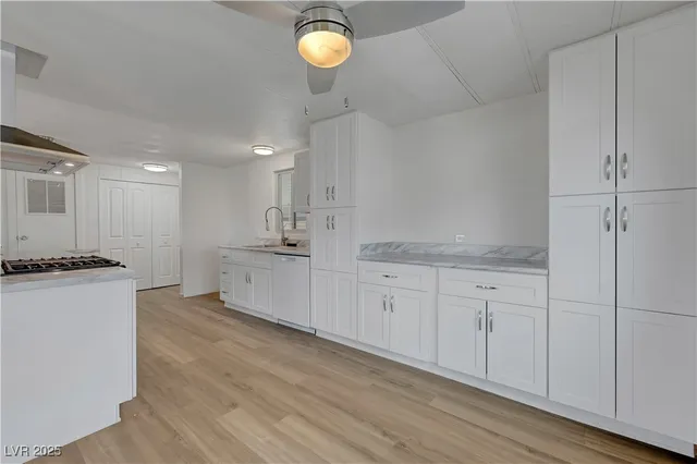 $425,000 | 649 Mt Bona Way, Boulder City, NV 89005