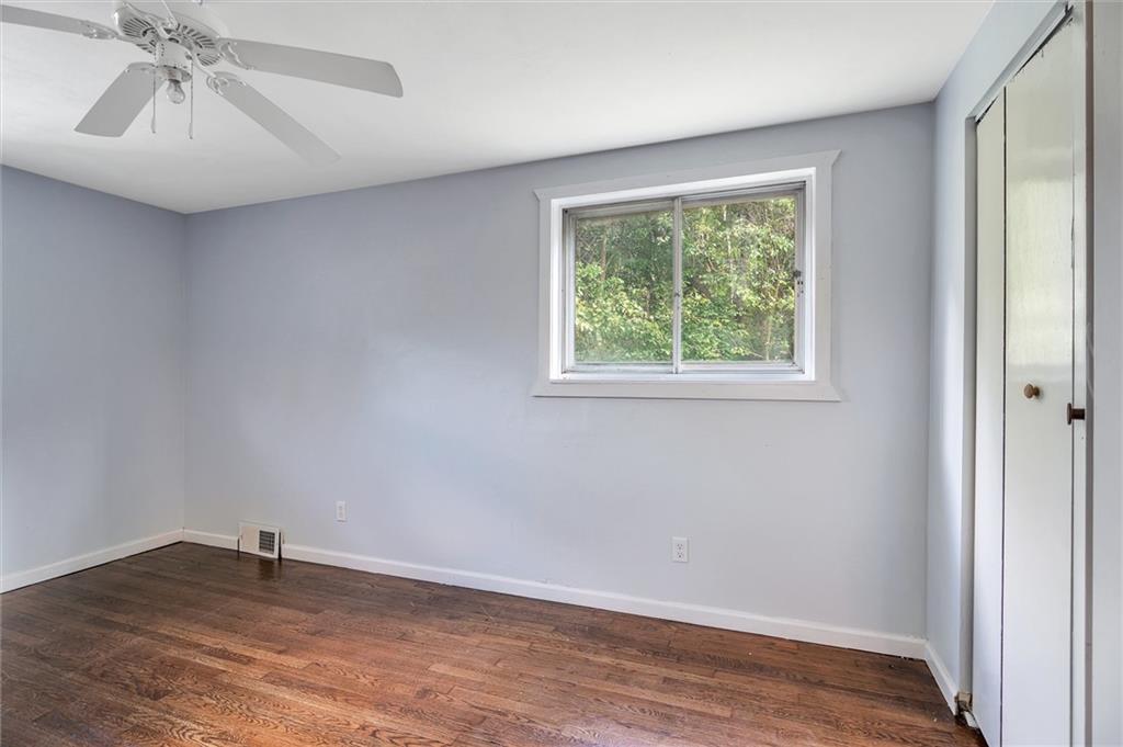 3058 Universal Road Pittsburgh, PA 15235 - Photo 13 of 21 Gallery Image 13
