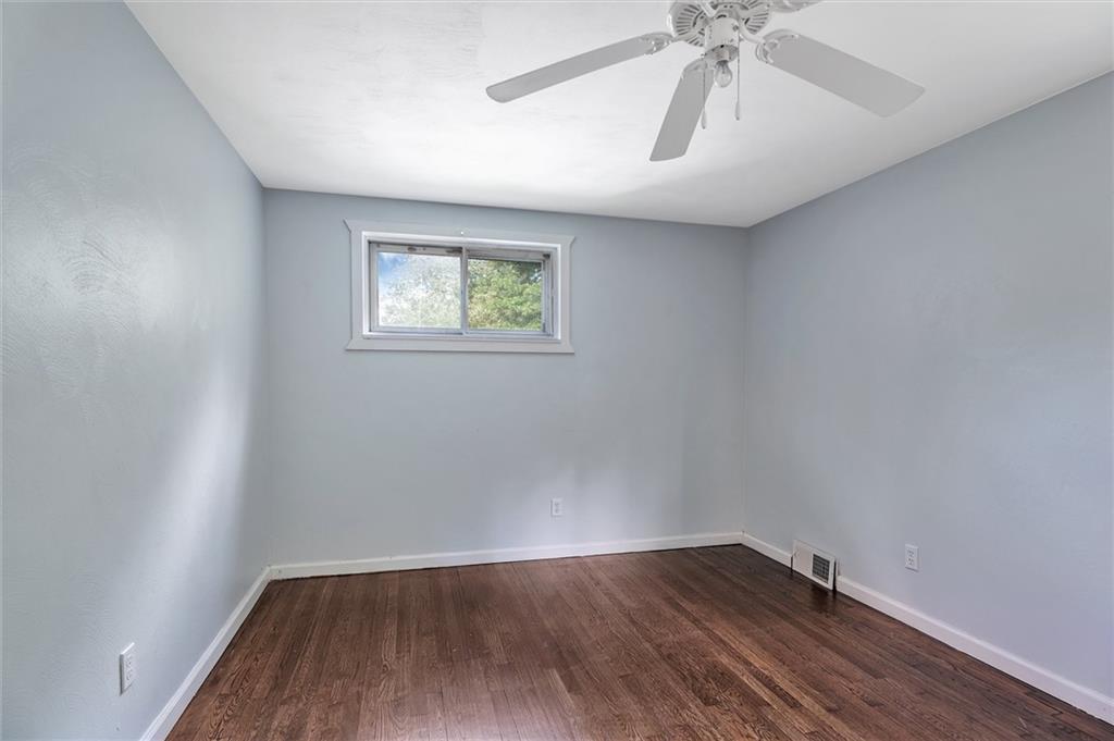 3058 Universal Road Pittsburgh, PA 15235 - Photo 14 of 21 Gallery Image 14