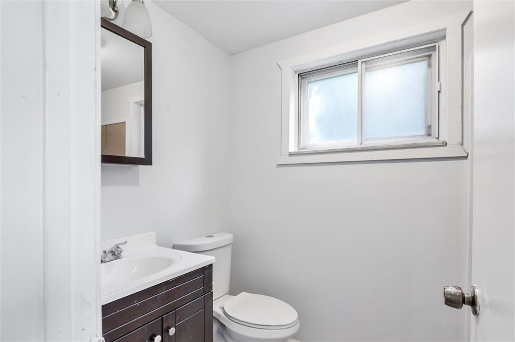 3058 Universal Road Pittsburgh, PA 15235 - Photo 17 of 21 Gallery Image 17