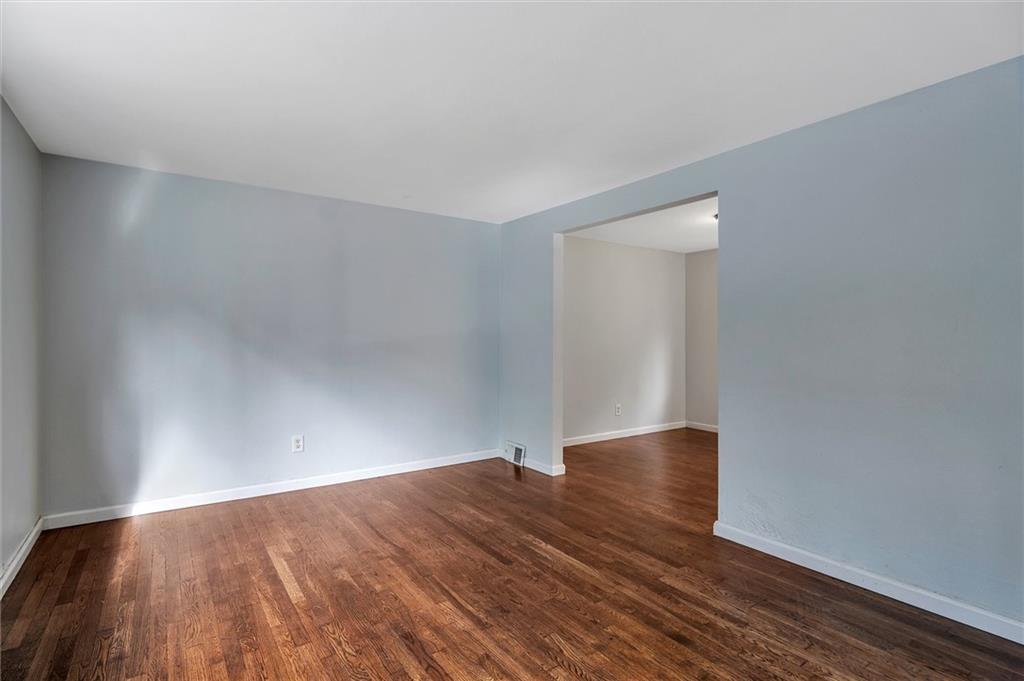 3058 Universal Road Pittsburgh, PA 15235 - Photo 5 of 21 Gallery Image 5
