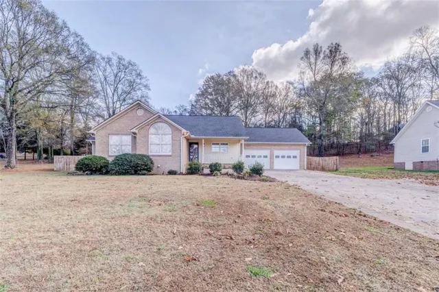$305,000 | 292 Kimwood Drive, Cedartown, GA 30125