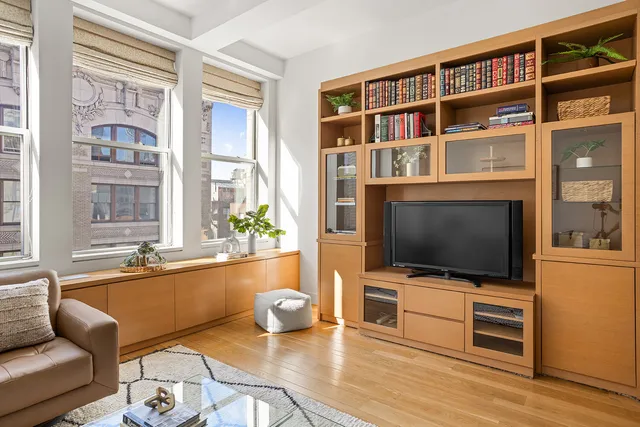 $2,445,000 | 49 East 21st Street, Unit 11B | Flatiron