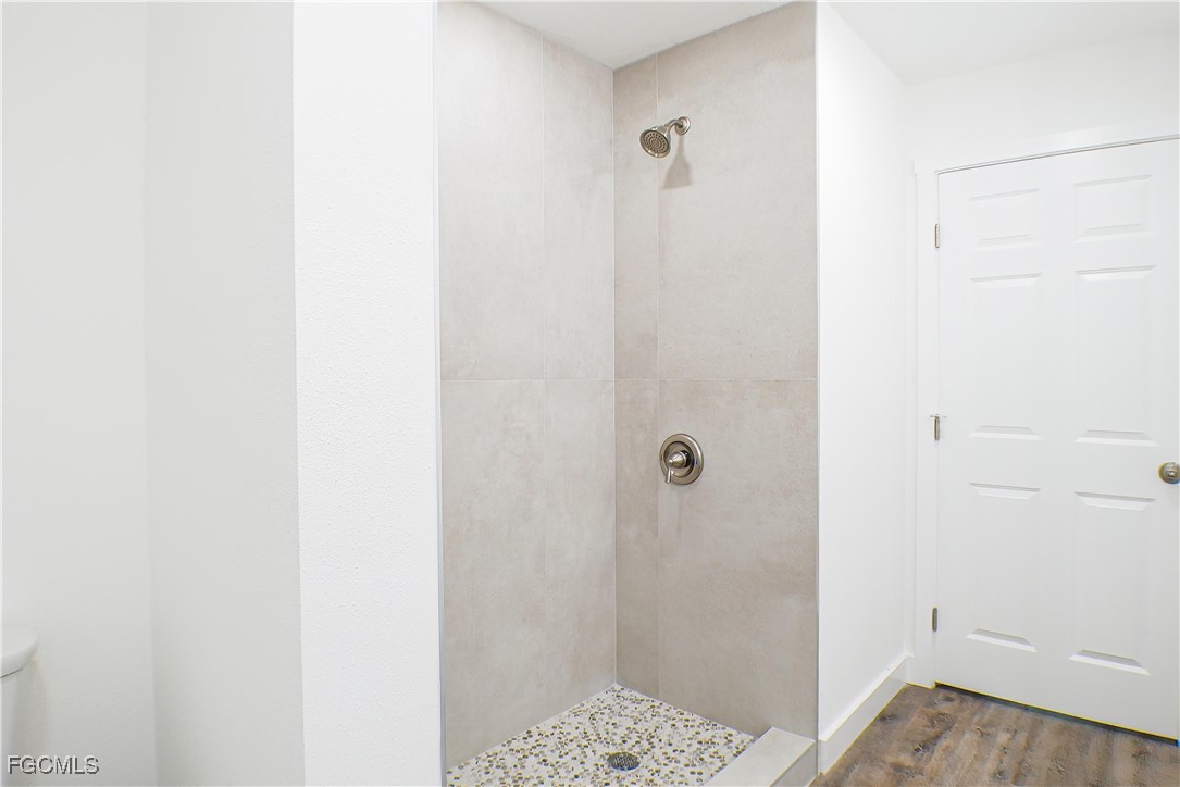 950 Moody Road, Unit 108 North Fort Myers, FL 33903 - Photo 14 of 21 a bathroom with a sink