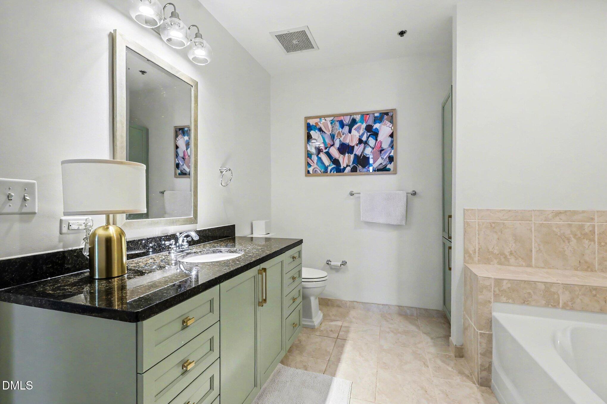 301 Fayetteville Street, Unit 3002 Raleigh, NC 27601 - Photo 23 of 31 026_file_1170