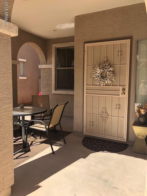 1987 East Del Rio Street Gilbert, AZ 85295 - Photo 4 of 28 a workspace with furniture and window