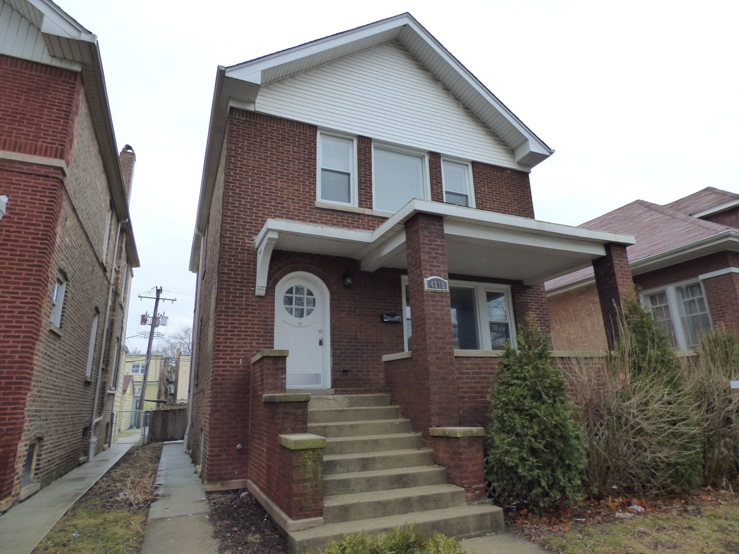 4818 North Hamlin Avenue Chicago, IL 60625 - Photo 1 of 22