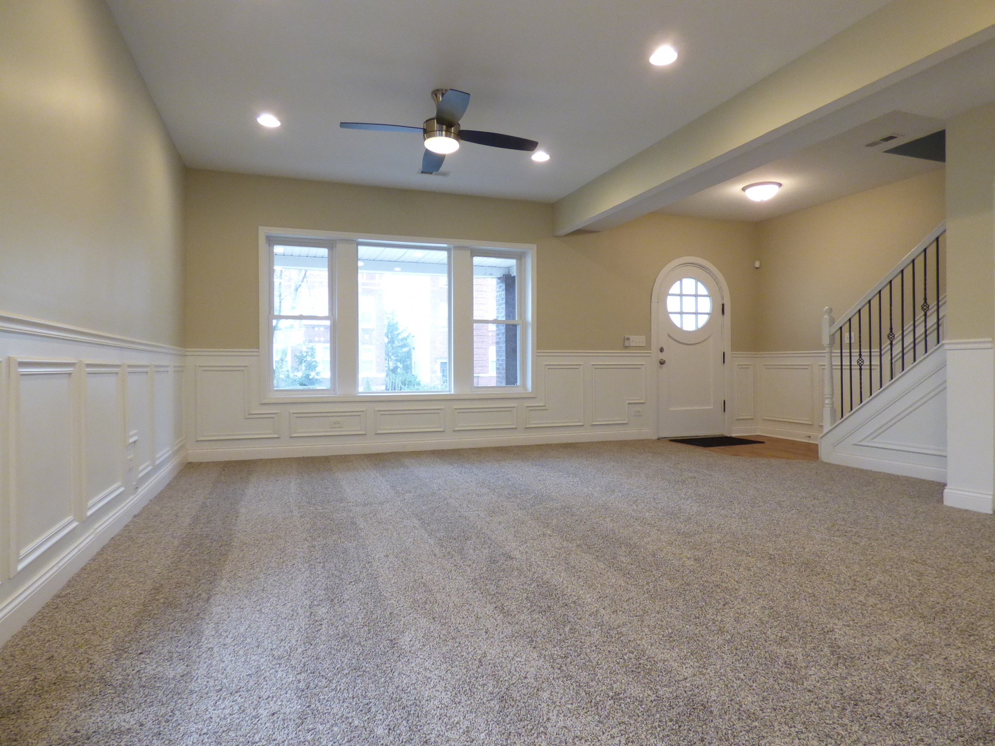 4818 North Hamlin Avenue Chicago, IL 60625 - Photo 2 of 22