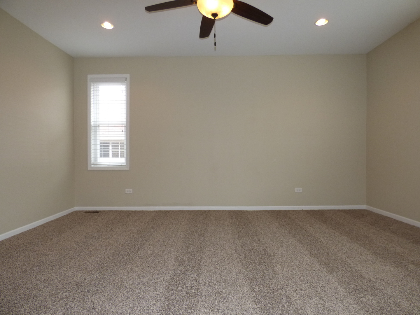 4818 North Hamlin Avenue Chicago, IL 60625 - Photo 8 of 22