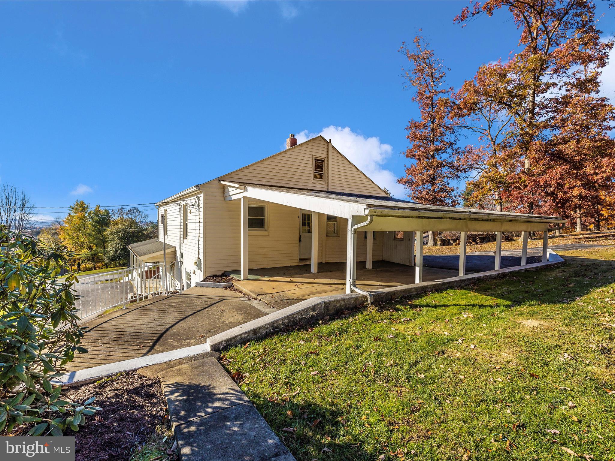 9706 Hall Road Frederick, MD 21701 - Photo 45 of 50 Carport