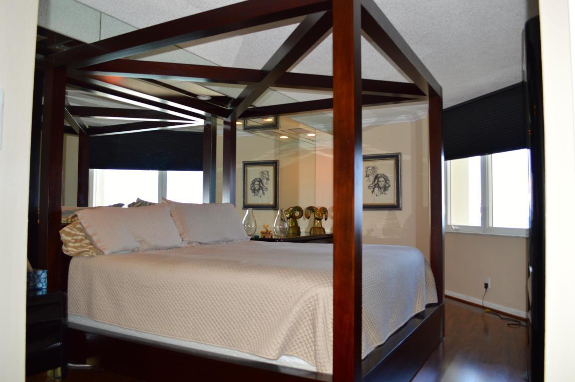 550 South Ocean Boulevard, Unit 805 Boca Raton, FL 33432 - Photo 23 of 31 spacious master bedroom