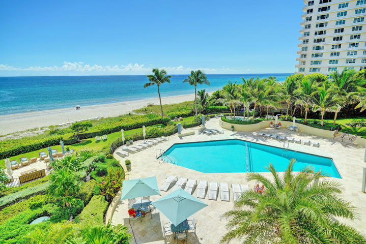550 South Ocean Boulevard, Unit 805 Boca Raton, FL 33432 - Photo 8 of 31 2 pools with lots of seating
