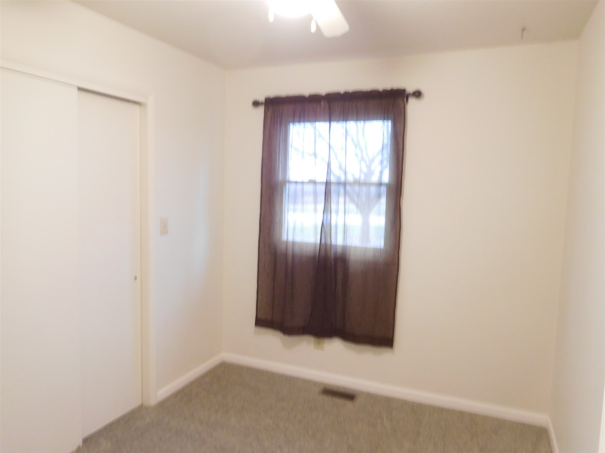 4791 North Greene County Line Road Bloomington, IN 47403 - Photo 10 of 11 Gallery Image 10