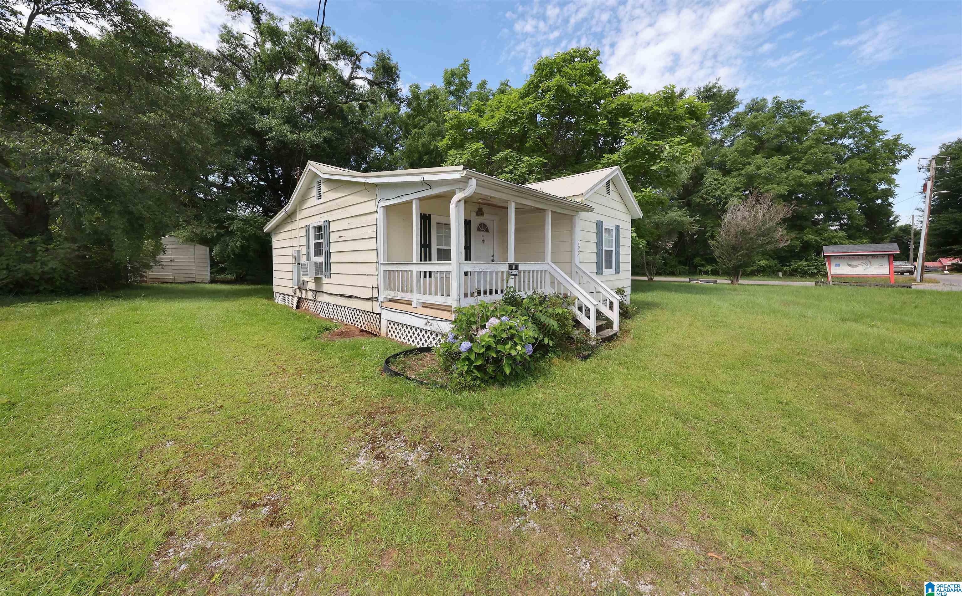 200 Greenleaf Street Southwest Jacksonville, AL 36265 - Photo 6 of 20
