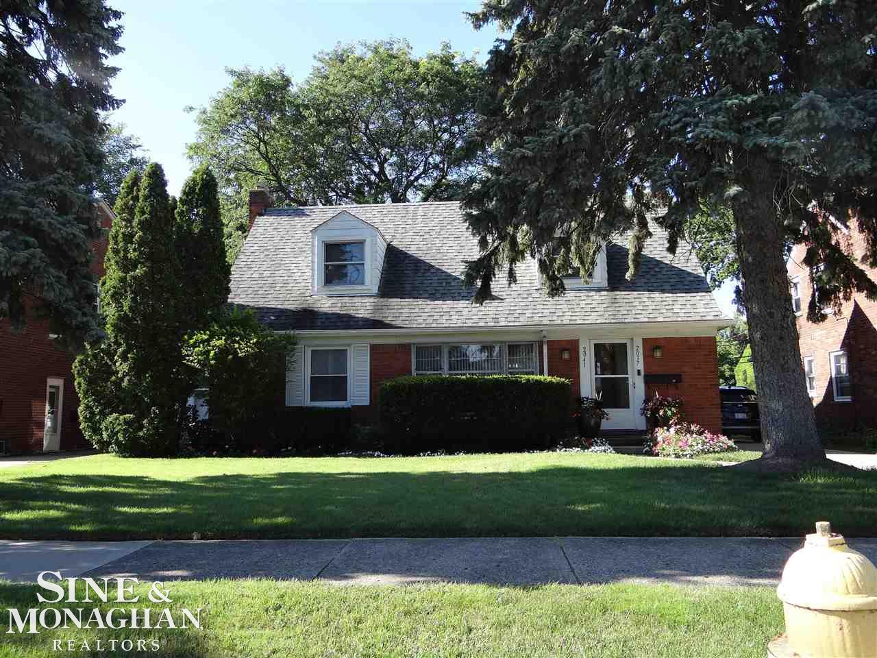 2037 Vernier Road, Unit 2041 VERNIER Grosse Pointe Woods, MI 48236 - Photo 1 of 38