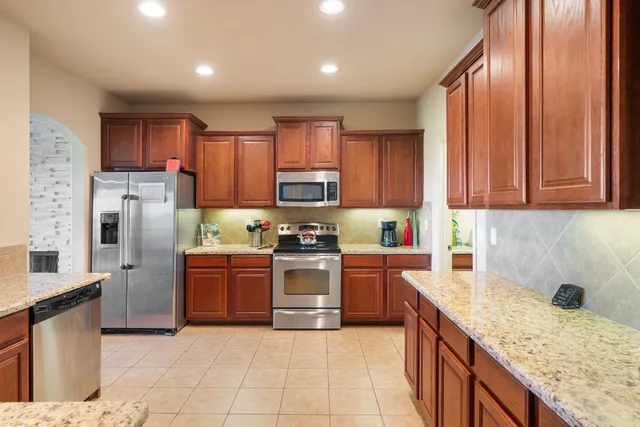 $3,000 | 970 Parkview Drive, Canyon Lake, TX 78133